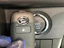 衝突被害軽減ブレーキ　コーナーセンサー　９型ディスプレイオーディオ　フルセグ　Ｂｌｕｅｔｏｏｔｈ　ＵＳＢ　バックカメラ　シートヒーター　電動パーキング　ＬＥＤ　オートライト　クルコン　オートエアコン（滋賀県）の中古車