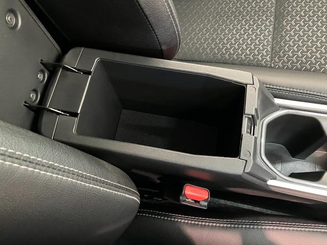 ロッキープレミアムＧ　ＨＥＶ　９型ナビ　パノラマカメラ　ドラレコ衝突被害軽減ブレーキ　コーナーセンサー　９型フルセグナビ　パノラマカメラ　前後ドラレコ　Ｂｌｕｅｔｏｏｔｈ　ＤＶＤ　ＵＳＢ　前席シートヒーター　ＬＥＤ　レーダークルコン　スマートキー（滋賀県）の中古車