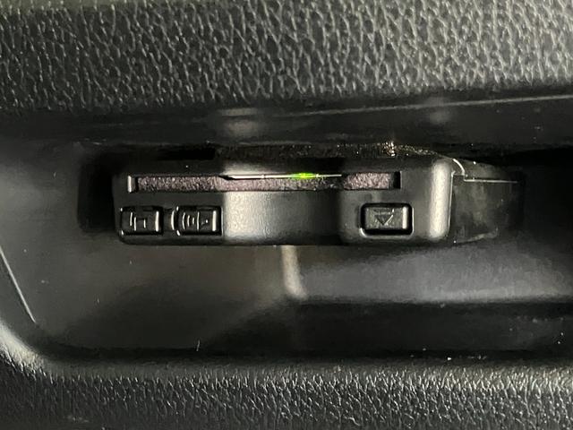 ムーヴキャンバスストライプスＧ　ＣＤステレオ　両側電動スライドドア　ＬＥＤ衝突被害軽減ブレーキ　コーナーセンサー　バックカメラ（ナビ装着時用）　両側電動スライドドア　前席シートヒーター　電動パーキングブレーキ　ＬＥＤ　オートライト　オートエアコン　スマートキー　エコアイドル（滋賀県）の中古車