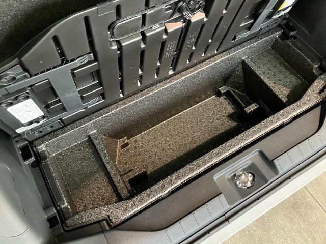 タントカスタムＸリミテッド　ディスプレイオーディオ　届出済未使用車衝突被害軽減ブレーキ　コーナーセンサー　９型ディスプレイオーディオ　フルセグ　Ｂｌｕｅｔｏｏｔｈ　ＵＳＢ　バックカメラ　両側電動スライドドア　シートヒーター　ＬＥＤ　クルーズコントロール　スマートキー（滋賀県）の中古車