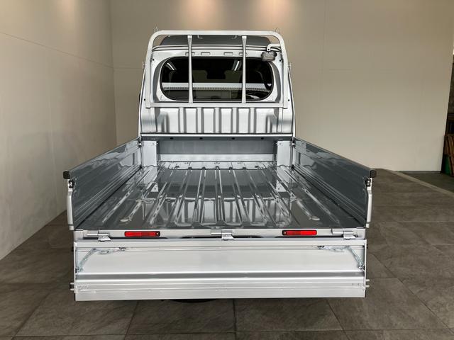 ハイゼットトラックジャンボエクストラ　４ＷＤ　デフロック　届出済未使用車衝突被害軽減ブレーキ　スマアシ　コーナーセンサー　ＬＥＤヘッドライト　オートライト　スマートキー　パワーウインドウ　電動格納式ミラー　４ＷＤ　デフロック　荷台作業灯　届出済未使用車（滋賀県）の中古車