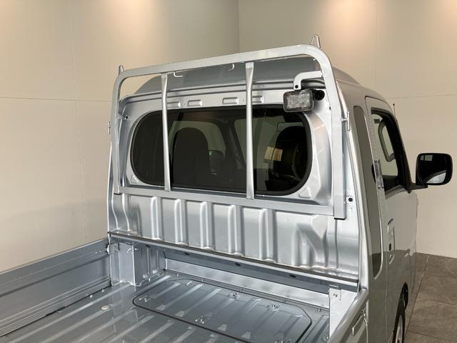 ハイゼットトラックジャンボエクストラ　４ＷＤ　デフロック　届出済未使用車衝突被害軽減ブレーキ　スマアシ　コーナーセンサー　ＬＥＤヘッドライト　オートライト　スマートキー　パワーウインドウ　電動格納式ミラー　４ＷＤ　デフロック　荷台作業灯　届出済未使用車（滋賀県）の中古車