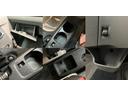 フルタイム４ＷＤ　フルセグナビ　ＤＶＤ再生　Ｂｌｕｅｔｏｏｔｈ　ＵＳＢ　ＥＴＣ　キーレスエントリー　電動格納式ミラー　マニュアルレベリング　マニュアルエアコン　エコアイドル（滋賀県）の中古車