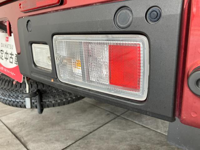 ハイゼットトラックジャンボエクストラ　４ＷＤ　５ＭＴ　スマートキー　ＬＥＤ衝突被害軽減ブレーキ・スマアシ　コーナーセンサー　ＬＥＤヘッドライト　スマートキー　パワーウインドウ　デフロック　荷台作業灯（滋賀県）の中古車