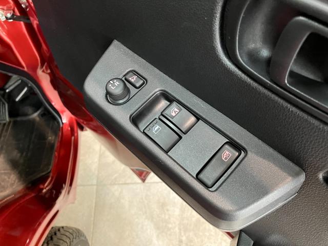 ハイゼットトラックジャンボエクストラ　４ＷＤ　５ＭＴ　スマートキー　ＬＥＤ衝突被害軽減ブレーキ・スマアシ　コーナーセンサー　ＬＥＤヘッドライト　スマートキー　パワーウインドウ　デフロック　荷台作業灯（滋賀県）の中古車