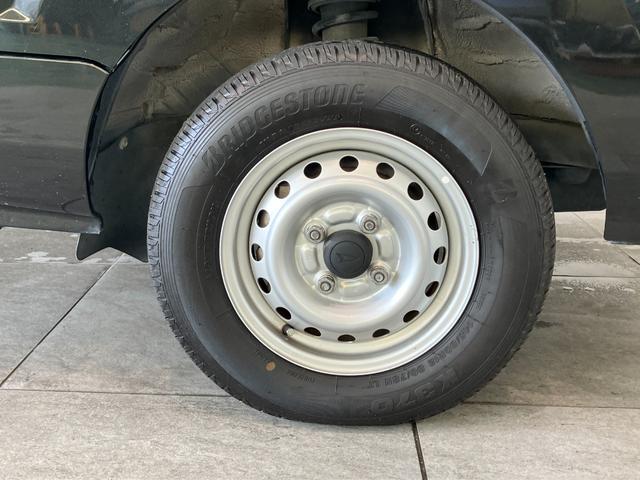 ハイゼットトラックジャンボ　４ＷＤ　ＡＴ車　キーレス　パワーウインドウパートタイム４ＷＤ　荷台作業灯　リヤ４枚リーフスプリング　工具箱　キーレス　パワーウインドウ　ＣＤステレオ（滋賀県）の中古車