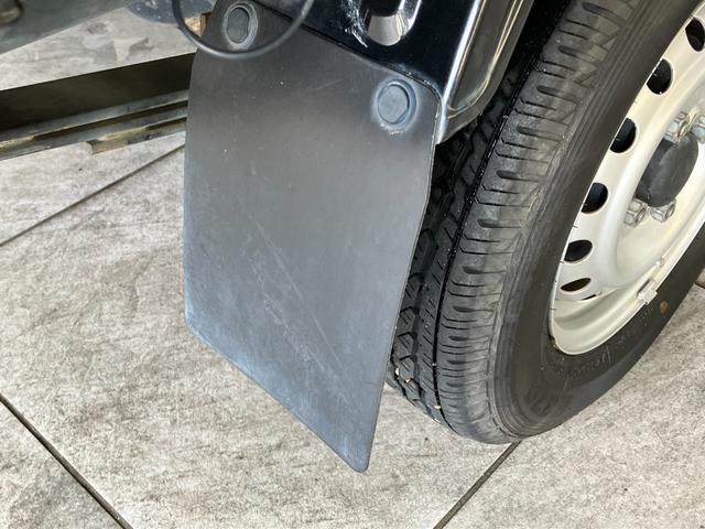 ハイゼットトラックジャンボ　４ＷＤ　ＡＴ車　キーレス　パワーウインドウパートタイム４ＷＤ　荷台作業灯　リヤ４枚リーフスプリング　工具箱　キーレス　パワーウインドウ　ＣＤステレオ（滋賀県）の中古車