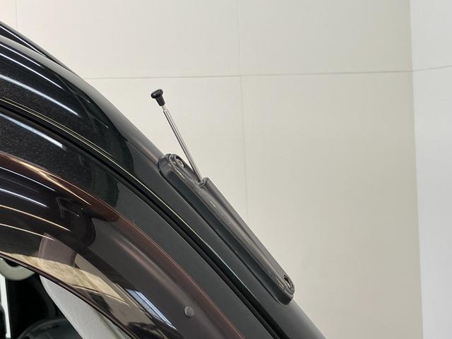 ハイゼットトラックジャンボ　４ＷＤ　ＡＴ車　キーレス　パワーウインドウパートタイム４ＷＤ　荷台作業灯　リヤ４枚リーフスプリング　工具箱　キーレス　パワーウインドウ　ＣＤステレオ（滋賀県）の中古車
