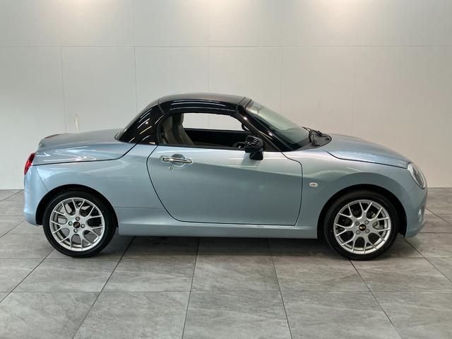 コペン20thアニバーサリーエディション 5MT 走行30KM電動オープンルーフ MOMO製ハンドル 革シート BBS製アルミホイール シートヒーター LEDヘッドライト スマートキー オートエアコン 5速マニュアルミッション車 ターボ(滋賀県)の中古車