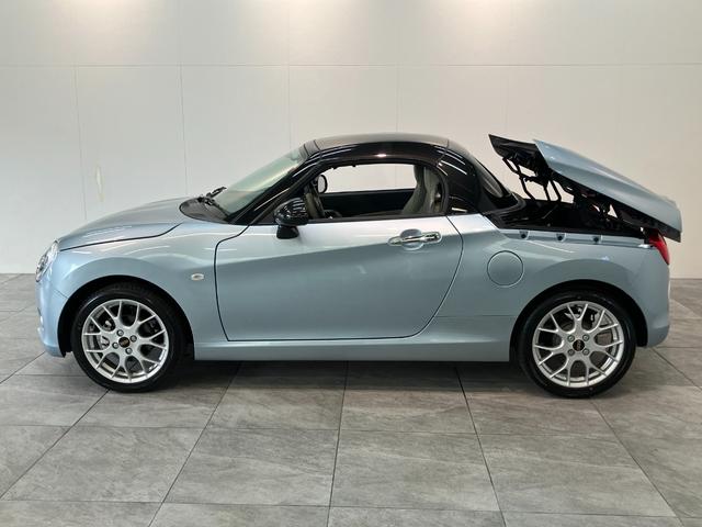 コペン20thアニバーサリーエディション 5MT 走行30KM電動オープンルーフ MOMO製ハンドル 革シート BBS製アルミホイール シートヒーター LEDヘッドライト スマートキー オートエアコン 5速マニュアルミッション車 ターボ(滋賀県)の中古車