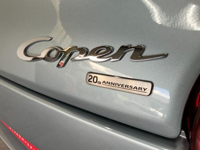 コペン20thアニバーサリーエディション 5MT 走行30KM電動オープンルーフ MOMO製ハンドル 革シート BBS製アルミホイール シートヒーター LEDヘッドライト スマートキー オートエアコン 5速マニュアルミッション車 ターボ(滋賀県)の中古車