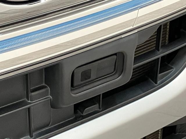 タントカスタムＸトップエディションＳＡ２　８型ナビ　バックカメラ衝突被害軽減ブレーキ　８型フルセグナビ　Ｂｌｕｅｔｏｏｔｈ　ＤＶＤ　ＵＳＢ　バックカメラ　両側電動スライドドア　ＬＥＤ　スマートキー　オートエアコン　オートライト　エコアイドル　タイヤ４本新品交換済み（滋賀県）の中古車