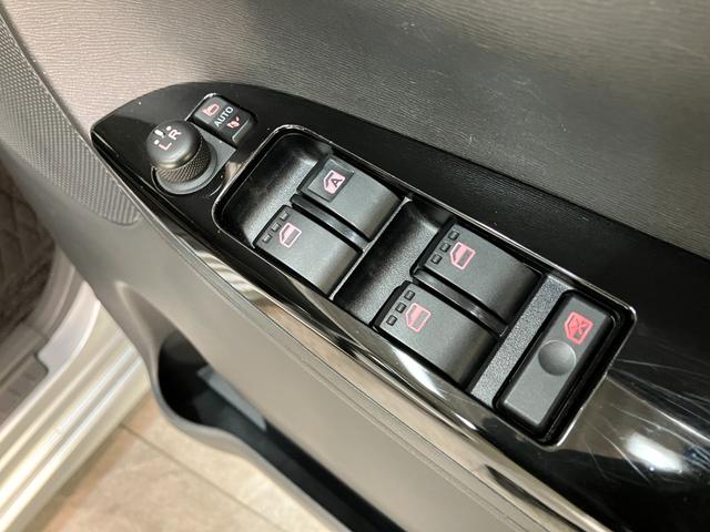 タントカスタムＸトップエディションＳＡ２　８型ナビ　バックカメラ衝突被害軽減ブレーキ　８型フルセグナビ　Ｂｌｕｅｔｏｏｔｈ　ＤＶＤ　ＵＳＢ　バックカメラ　両側電動スライドドア　ＬＥＤ　スマートキー　オートエアコン　オートライト　エコアイドル　タイヤ４本新品交換済み（滋賀県）の中古車