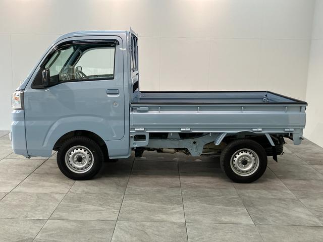 ハイゼットトラックエクストラＳＡ３ｔ　４ＷＤ　ＡＴ車　荷台作業灯　車検整備付衝突被害軽減ブレーキ　パートタイム４ＷＤ　ＡＴ車　ＣＤステレオ　キーレス　パワーウインドウ　オートライト　マニュアルエアコン　マニュアルレベリング　荷台作業灯　４枚リーフスプリン（滋賀県）の中古車