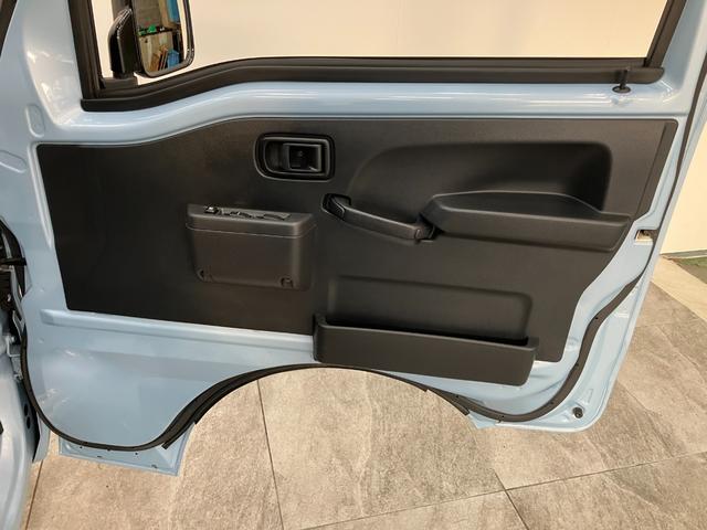 ハイゼットトラックエクストラＳＡ３ｔ　４ＷＤ　ＡＴ車　荷台作業灯　車検整備付衝突被害軽減ブレーキ　パートタイム４ＷＤ　ＡＴ車　ＣＤステレオ　キーレス　パワーウインドウ　オートライト　マニュアルエアコン　マニュアルレベリング　荷台作業灯　４枚リーフスプリン（滋賀県）の中古車