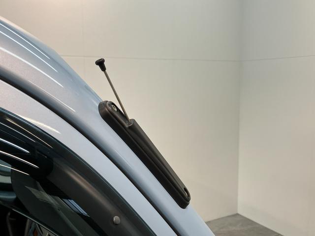 ハイゼットトラックエクストラＳＡ３ｔ　４ＷＤ　ＡＴ車　荷台作業灯　車検整備付衝突被害軽減ブレーキ　パートタイム４ＷＤ　ＡＴ車　ＣＤステレオ　キーレス　パワーウインドウ　オートライト　マニュアルエアコン　マニュアルレベリング　荷台作業灯　４枚リーフスプリン（滋賀県）の中古車