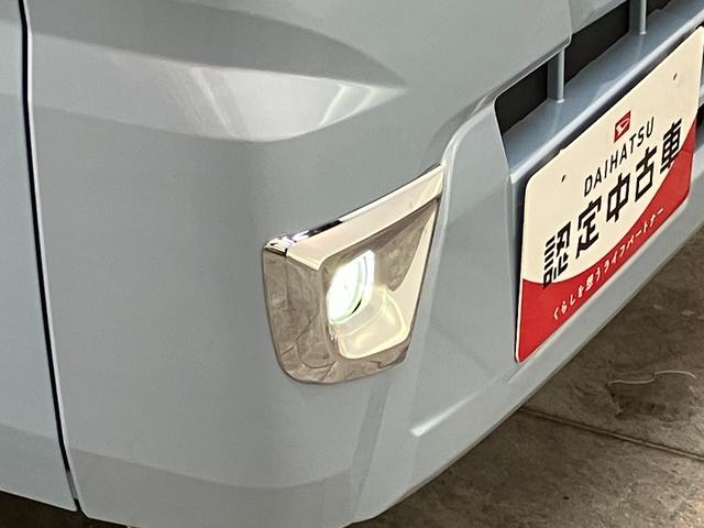 ハイゼットトラックエクストラＳＡ３ｔ　４ＷＤ　ＡＴ車　荷台作業灯　車検整備付衝突被害軽減ブレーキ　パートタイム４ＷＤ　ＡＴ車　ＣＤステレオ　キーレス　パワーウインドウ　オートライト　マニュアルエアコン　マニュアルレベリング　荷台作業灯　４枚リーフスプリン（滋賀県）の中古車