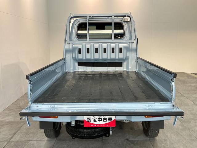 ハイゼットトラックエクストラＳＡ３ｔ　４ＷＤ　ＡＴ車　荷台作業灯　車検整備付衝突被害軽減ブレーキ　パートタイム４ＷＤ　ＡＴ車　ＣＤステレオ　キーレス　パワーウインドウ　オートライト　マニュアルエアコン　マニュアルレベリング　荷台作業灯　４枚リーフスプリン（滋賀県）の中古車
