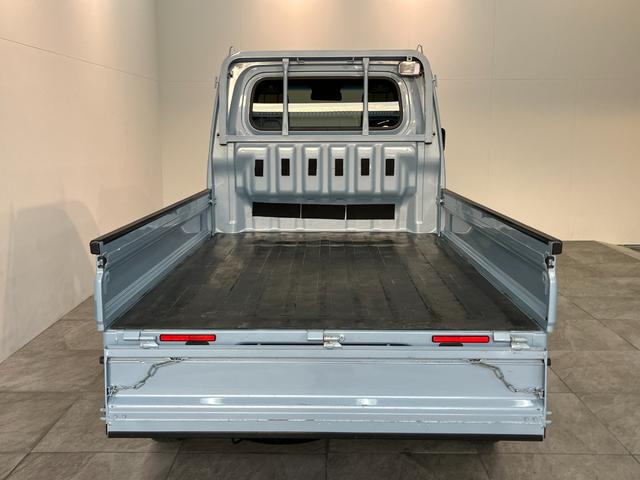 ハイゼットトラックエクストラＳＡ３ｔ　４ＷＤ　ＡＴ車　荷台作業灯　車検整備付衝突被害軽減ブレーキ　パートタイム４ＷＤ　ＡＴ車　ＣＤステレオ　キーレス　パワーウインドウ　オートライト　マニュアルエアコン　マニュアルレベリング　荷台作業灯　４枚リーフスプリン（滋賀県）の中古車