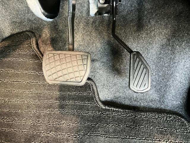 タフトGターボ ダーククロムベンチャー 9型ディスプレイオーディオ衝突被害軽減ブレーキ コーナーセンサー 9型ディスプレイオーディオ フルセグ Bluetooth USB バックカメラ 前席シートヒーター 電動パーキング LED オートライト レーダークルコン(滋賀県)の中古車