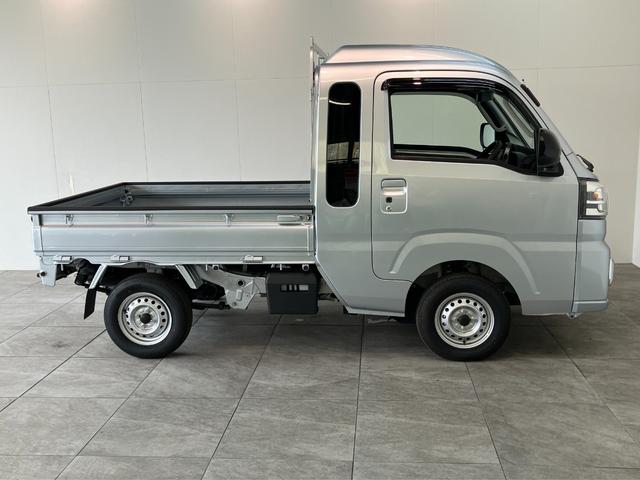ハイゼットトラックジャンボエクストラ 4WD 5MT デフロック 荷台作業灯衝突被害軽減ブレーキ スマアシ コーナーセンサー LEDヘッドライト オートライト スマートキー パワーウインドウ 電動格納式ミラー 荷台作業灯 4WD デフロック Hi−Lo切り替え エコアイドル(滋賀県)の中古車