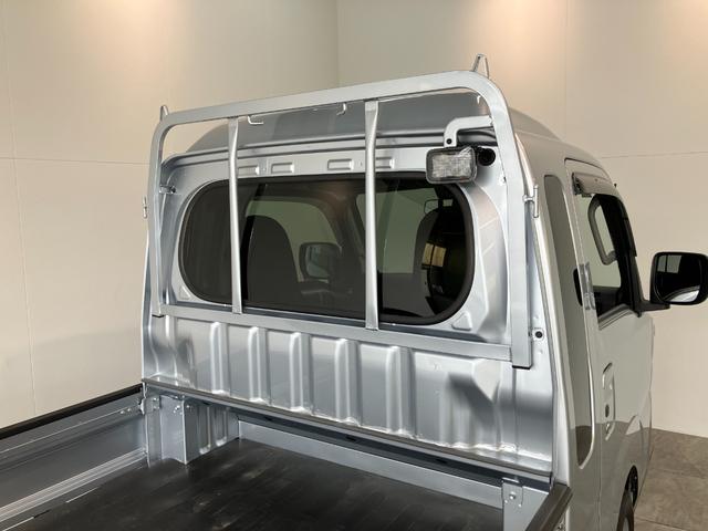 ハイゼットトラックジャンボエクストラ 4WD 5MT デフロック 荷台作業灯衝突被害軽減ブレーキ スマアシ コーナーセンサー LEDヘッドライト オートライト スマートキー パワーウインドウ 電動格納式ミラー 荷台作業灯 4WD デフロック Hi−Lo切り替え エコアイドル(滋賀県)の中古車
