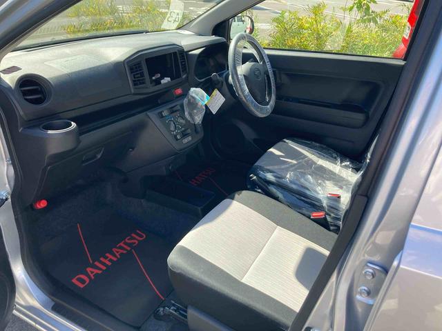 ミライースL SAIII 届出済み未使用車 キーレスリモコン 2WDスマートアシストIII キーレスリモコン アイドリングストップ オートライト マニュアルエアコン コーナーセンサー ホイールキャップ オートハイビーム パワステ パワーウインド ABS CVT 2WD(京都府)の中古車