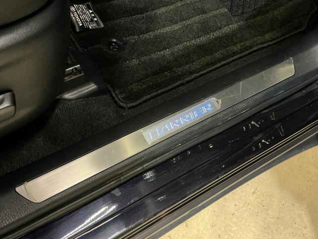 ハリアープレミアムナビ　バックカメラ　前後ドライブレコーダー　ＥＴＣ　レーダークルーズコントロール　Ｂｌｕｅｔｏｏｔｈ　電動リアゲート　パワーシート　電子パーキング　オートブレーキホールド　１８インチアルミホイール（京都府）の中古車