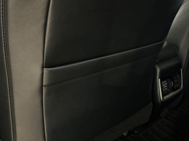 ハリアープレミアムナビ　バックカメラ　前後ドライブレコーダー　ＥＴＣ　レーダークルーズコントロール　Ｂｌｕｅｔｏｏｔｈ　電動リアゲート　パワーシート　電子パーキング　オートブレーキホールド　１８インチアルミホイール（京都府）の中古車