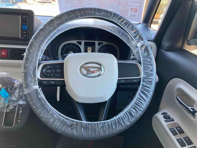 ムーヴキャンバスストライプスＧ　届出済未使用車　ナビ　バックカメラ　フルセグ届出済未使用車　バックカメラ　フルセグチューナー　ブルートゥース対応　両側リヤパワースライドドア　プッシュボタンエンジンスタート　スマートアシスト　ＬＥＤヘッドライト　コーナーセンサー　シートヒーター（京都府）の中古車