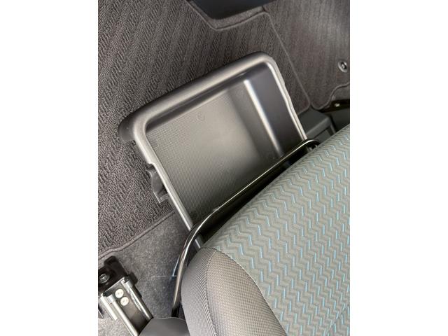 トールカスタムG ターボ 9インチディスプレイオーディオ USB走行無制限1年保証 前後コーナーセンサー 9インチディスプレイオーディオ 両側電動スライドドア アダプティブクルーズコントロール 電子パーキング フルセグTV Bluetooth LEDヘッドライト(兵庫県)の中古車