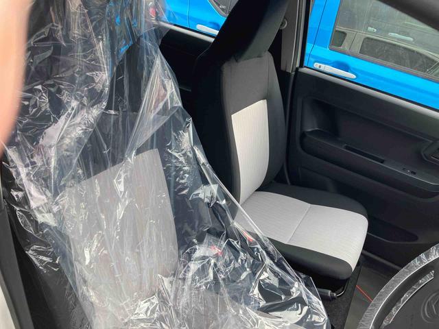 ミライースＬ　ＳＡIII　届出済み未使用車　キーレスエントリースマートアシストＩＩＩ　キーレスリモコン　アイドリングストップ　コーナーセンサー　マニュアルエアコン　ホイールキャップ　パワステ　パワーウインド　オートライト　オートハイビーム　ＡＢＳ（京都府）の中古車