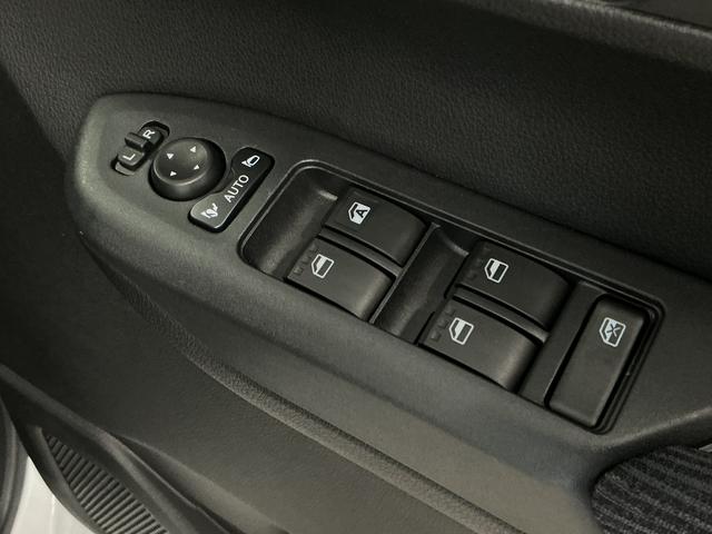 ムーヴＧ　片側電動スライドドア　コーナーセンサー　シートヒーター走行無制限１年保証　片側電動スライドドア　前後コーナーセンサー　前席シートヒーター　オートハイビーム　ＬＥＤヘッドライト　横滑り防止装置　オートブレーキホールド　１４インチ純正アルミホイール（兵庫県）の中古車