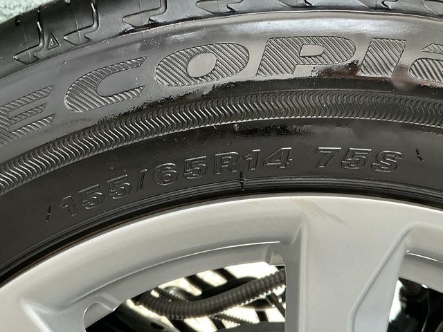 ムーヴＧ　片側電動スライド　オートブレーキホールド　スマートキー走行無制限１年保証　片側電動スライドドア　前後コーナーセンサー　オートハイビーム　ＬＥＤヘッドライト　横滑り防止装置　オートブレーキホールド　スマートキー　オートエアコン　１４インチ純正アルミホイール（兵庫県）の中古車