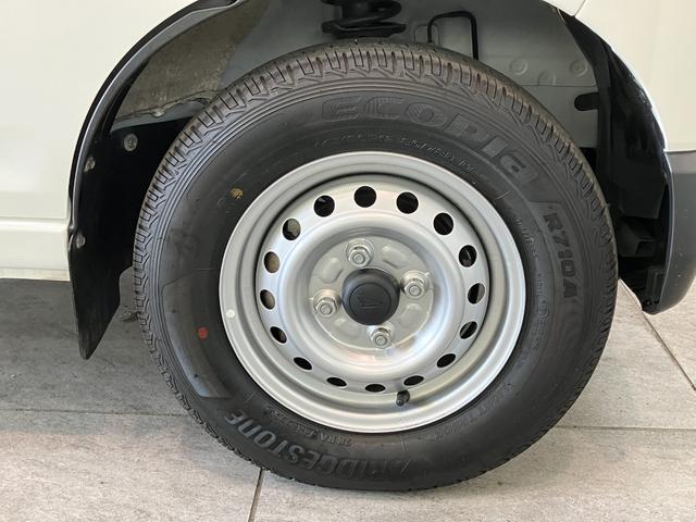 ハイゼットカーゴＤＸ　４ＷＤ　ＣＶＴ車　キーレス　前席パワーウインドウ追突被害軽減ブレーキ　スマアシ　コーナーセンサー　キーレス　前席パワーウインドウ　ＡＭ／ＦＭステレオ　両側スライドドア　パートタイム４ＷＤ　ドラレコ（滋賀県）の中古車