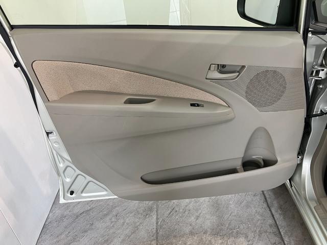 ムーヴＸ　ＳＡ　フルセグナビ　スマートキー　走行２万９千キロ衝突被害軽減ブレーキ　フルセグナビ　ＤＶＤ再生　Ｂｌｕｅｔｏｏｔｈ　オートエアコン　オートライト　スマートキー　マニュアルレベリング　電動格納式ミラー　エコアイドル（滋賀県）の中古車