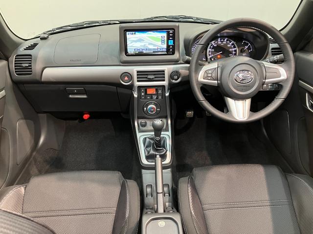 コペンセロ 5MT ターボ フルセグナビ 届出済未使用車電動オープンルーフ リヤコーナセンサー フルセグナビ DVD再生 Bluetooth USB シートヒーター LEDヘッドライト オートライト オートエアコン スマートキー エクスプレイ仕様アルミ(滋賀県)の中古車