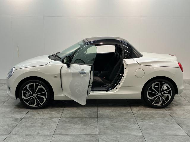 コペンセロ 5MT ターボ フルセグナビ 届出済未使用車電動オープンルーフ リヤコーナセンサー フルセグナビ DVD再生 Bluetooth USB シートヒーター LEDヘッドライト オートライト オートエアコン スマートキー エクスプレイ仕様アルミ(滋賀県)の中古車