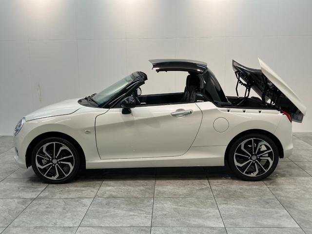 コペンセロ 5MT ターボ フルセグナビ 届出済未使用車電動オープンルーフ リヤコーナセンサー フルセグナビ DVD再生 Bluetooth USB シートヒーター LEDヘッドライト オートライト オートエアコン スマートキー エクスプレイ仕様アルミ(滋賀県)の中古車