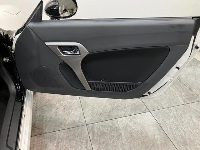 コペンセロ 5MT ターボ フルセグナビ 届出済未使用車電動オープンルーフ リヤコーナセンサー フルセグナビ DVD再生 Bluetooth USB シートヒーター LEDヘッドライト オートライト オートエアコン スマートキー エクスプレイ仕様アルミ(滋賀県)の中古車