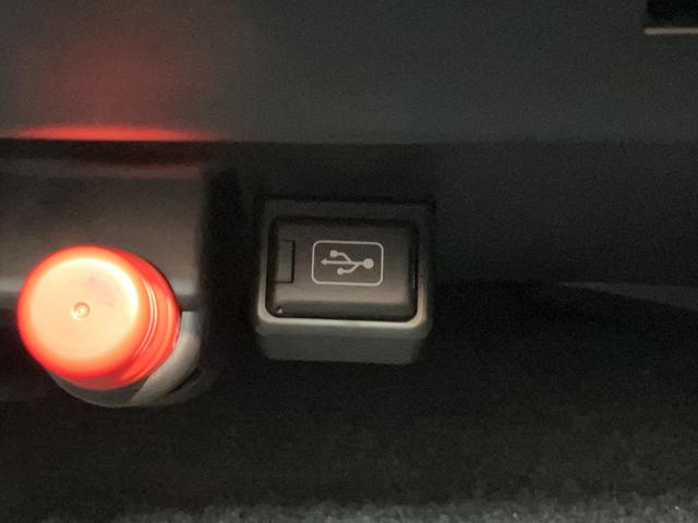 コペンセロ 5MT ターボ フルセグナビ 届出済未使用車電動オープンルーフ リヤコーナセンサー フルセグナビ DVD再生 Bluetooth USB シートヒーター LEDヘッドライト オートライト オートエアコン スマートキー エクスプレイ仕様アルミ(滋賀県)の中古車