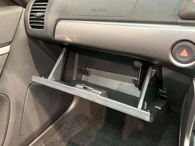 コペンセロ 5MT ターボ フルセグナビ 届出済未使用車電動オープンルーフ リヤコーナセンサー フルセグナビ DVD再生 Bluetooth USB シートヒーター LEDヘッドライト オートライト オートエアコン スマートキー エクスプレイ仕様アルミ(滋賀県)の中古車