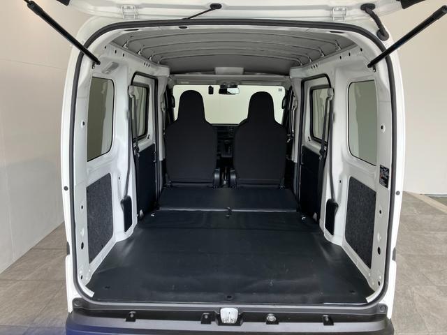 ハイゼットカーゴDX 4WD CVT車 ドラレコ コーナーセンサー キーレス衝突被害軽減ブレーキ スマアシ パートタイム4WD コーナーセンサー 前席パワーウインドウ AM/FMステレオ ドラレコ 両側スライドドア オートライト マニュアルレベリング マニュアルエアコン(滋賀県)の中古車