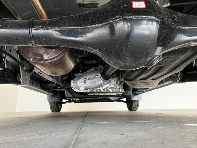 ハイゼットカーゴDX 4WD CVT車 ドラレコ コーナーセンサー キーレス衝突被害軽減ブレーキ スマアシ パートタイム4WD コーナーセンサー 前席パワーウインドウ AM/FMステレオ ドラレコ 両側スライドドア オートライト マニュアルレベリング マニュアルエアコン(滋賀県)の中古車