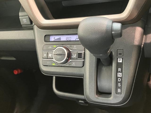ムーヴＸ　コーナーセンサー　左側電動スライドドア　届出済未使用車衝突被害軽減ブレーキ　コーナーセンサー　バックカメラ（ナビ装着時用）　左側電動スライドドア　ＬＥＤヘッドライト　オートライト　オートエアコン　電動格納式ミラー　スマートキー　エコアイドル（滋賀県）の中古車