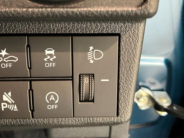 ムーヴＸ　コーナーセンサー　左側電動スライドドア　届出済未使用車衝突被害軽減ブレーキ　コーナーセンサー　バックカメラ（ナビ装着時用）　左側電動スライドドア　ＬＥＤヘッドライト　オートライト　オートエアコン　電動格納式ミラー　スマートキー　エコアイドル（滋賀県）の中古車