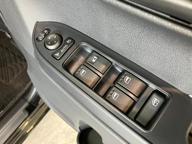 タントＸリミテッド　Ｂ／Ｔ・ＵＳＢチューナー　両側電動スライドドア衝突被害軽減ブレーキ　コーナーセンサー　Ｂｌｕｅｔｏｏｔｈ／ＵＳＢチューナー　バックカメラ（ナビ装着時用）　両側電動スライドドア　前席シートヒーター　ＬＥＤ　オートエアコン　スマートキー　エコアイドル（滋賀県）の中古車