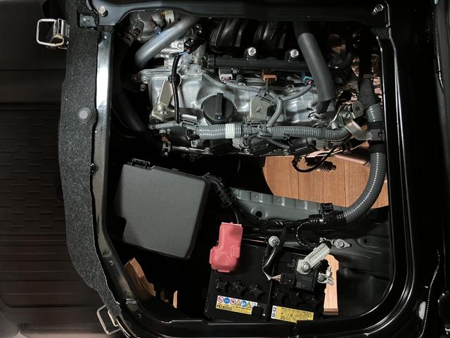 ハイゼットカーゴクルーズ　オーバーヘッドシェルフ　キーフリースマートアシスト　運転席・助手席エアバッグ　オーバーヘッドシェルフ　キーフリーシステム　コーナーセンサー　電動格納式ミラー　プッシュスタート　シガーソケット　パワーウィンドウ　ＣＶＴ（大阪府）の中古車