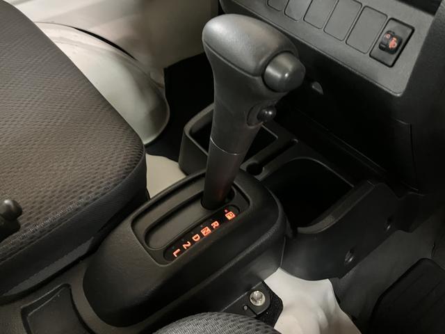ハイゼットトラックスタンダード　オートマ車エアコン　パワステ　オートマ車　ＡＭ／ＦＭラジオ　運転席エアバッグ（大阪府）の中古車
