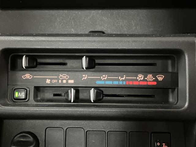 ハイゼットトラックスタンダード　オートマ車エアコン　パワステ　オートマ車　ＡＭ／ＦＭラジオ　運転席エアバッグ（大阪府）の中古車